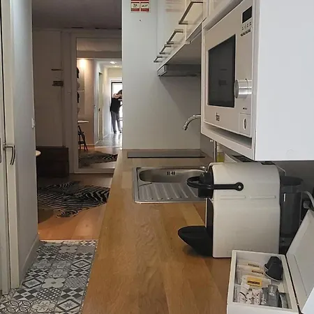 Need Is Lisbon- Downtown *